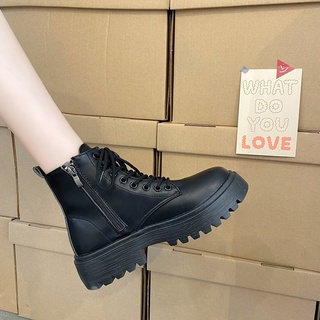 ภาพขนาดย่อของภาพหน้าปกสินค้าMartin boots ใหม่ ins รองเท้าบูทสั้นผูกเชือกสีดำพื้นหนาแฟชั่นสไตล์เกาหลี จากร้าน kuike103.th บน Shopee ภาพที่ 5