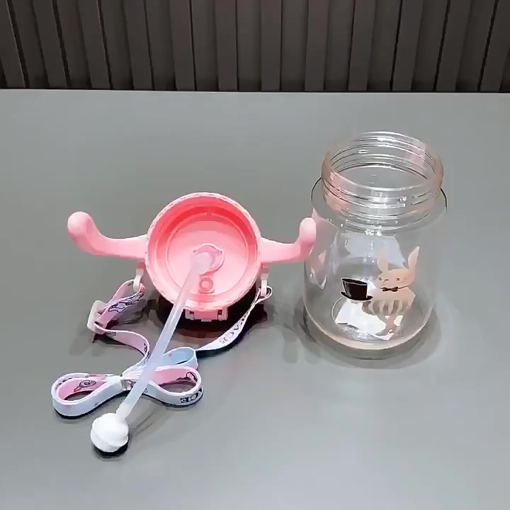 แก้วหัดดื่มกันสำลัก-ไม่ดูดไม่ไหล-250-300-ml-รุ่นมีสายคล้อง-แก้วหัดดื่ม-ขวดน้ำกันสำลัก-ขวดนม-แก้วน้ำเด็ก
