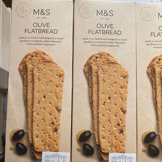 ขนมปังอบกรอบผสมมะกอกOLIVE FLATBREAD & ขนมปังกรอบITALIAN FLATBREAD แสนอร่อยจาก M&S