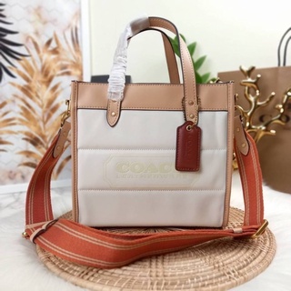 COACH FIELD TOTE 22 WITH COLORBLOCK QUILTING AND COACH BADGE (C6852)