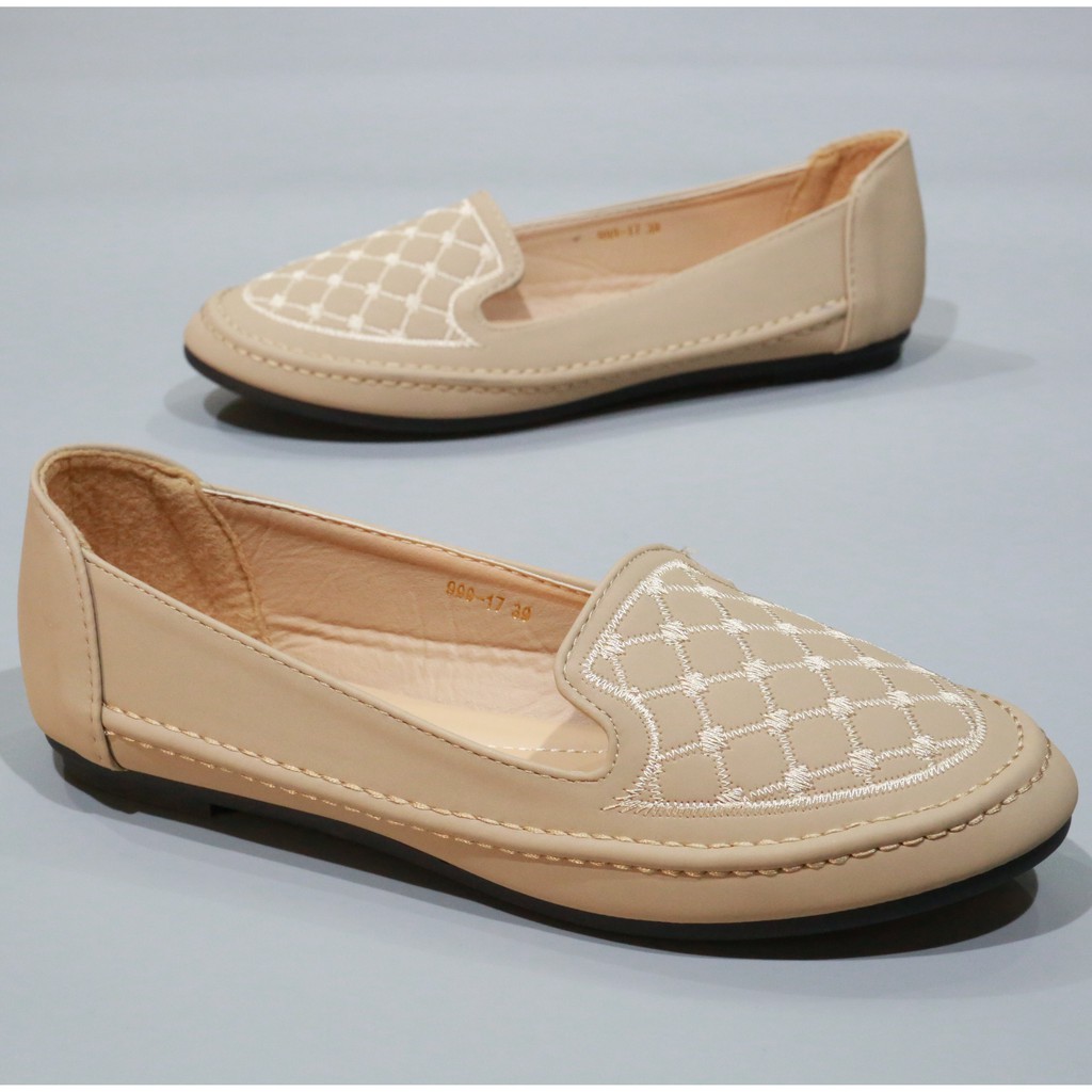 ภาพสินค้ารองเท้าส้นแบน 999-17 รองเท้าหุ้มส้น  FAIRY จากร้าน fairyfine บน Shopee ภาพที่ 7