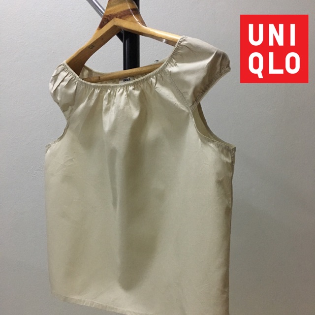 เสื้อ-uniqlo-แท้-size-m