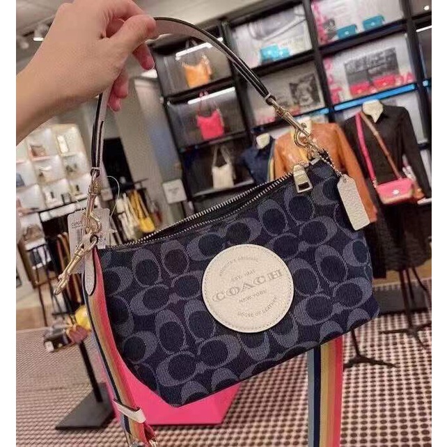 coach-c2829-กระเป๋าสะพายสุภาพสตรีกระเป๋าสะพายข้าง