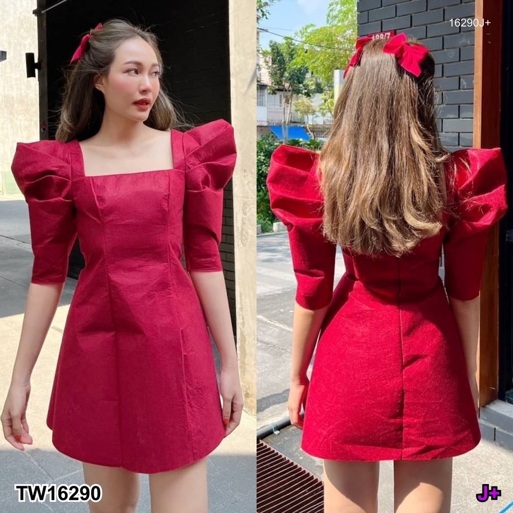 เดรษตรุษจีน-เดรสสั้นแขนตุ๊กตา-ไหล่ตั้งคอเหลี่ยมด้านหลังซิปหลัง-กระโปรงชายบานออก-ทรงสวยมาก-เนื้อผ้าสักหลาด