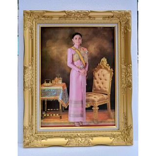 กรอบหลุยส์ทองสมเด็จพระราชินีในรัชกาลที่10ภาพเคลือบฟีล์มเย็นลามิเนตอย่างดีกันน้ำกันฝุ่นทนทานหล่นไม่แตกใส่กรอบหลุยส์ทอง ขน