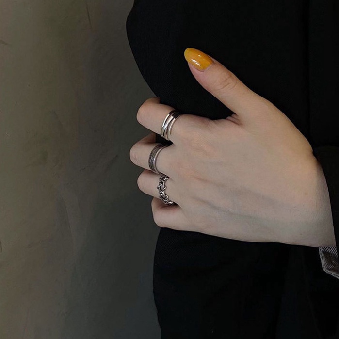 ภาพสินค้าปรับขนาดได้ แหวนเซ็ท 3 วง แหวนรูปดาว แหวนสลักเลขโรมัน แหวน แฟชั่น เครื่องประดับ สไตล์ญี่ปุ่นเกาหลี R30 จากร้าน pomns13 บน Shopee ภาพที่ 7