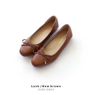 ภาพขนาดย่อของภาพหน้าปกสินค้ารองเท้าหนังแกะ รุ่น Lush series in New Brown จากร้าน earlgreybrand บน Shopee