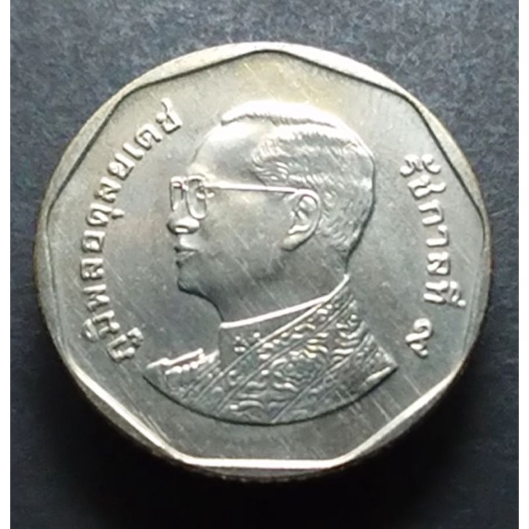 เหรียญหมุนเวียน5-บาทหมุนเวียน-ปี-พ-ศ-2557-สภาพใหม่-ไม่ผ่านใช้