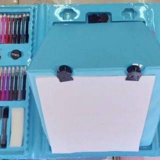 กระเป๋าเครื่องเขียนชุดใหญ่
สีชอค สีไม้ สีน้ำก้อน  สีเมจิก ดินสอ ปากา ยางลบ
ไม้บรรทัด  กระดาน
185ชิ้น