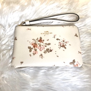 กระเป๋าคล้องมือ1ซิบ S COACH CORNER ZIP WRISTLET WITH ROSE BOUQUET PRINT COACH 91781