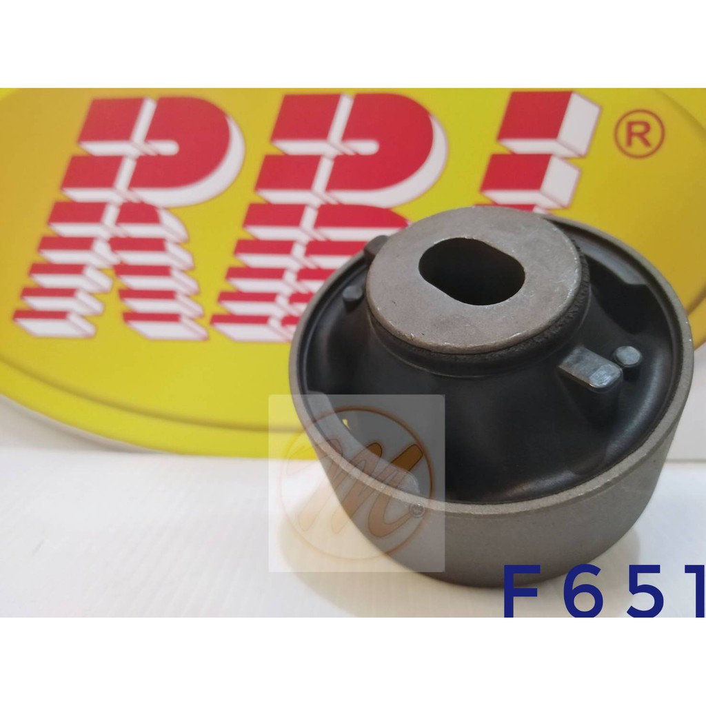 บูชปีกนกล่าง TOYOTA AVANZA ปี 12-19 / บูชปีกนก Avanza / บู๊ชปีกนกล่าง ...