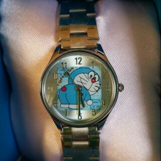 นาฬิกาเข็ม สายเหล็ก ลาย โดเรม่อน (Doraemon) หน้าปัด ขนาดกว้าง 2.8 cm