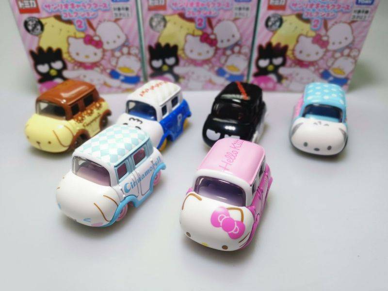 ของเล่นเด็กtomica-tomy-sanrio-kt-โมเดลรถยนต์ของเล่นสําหรับเด็ก