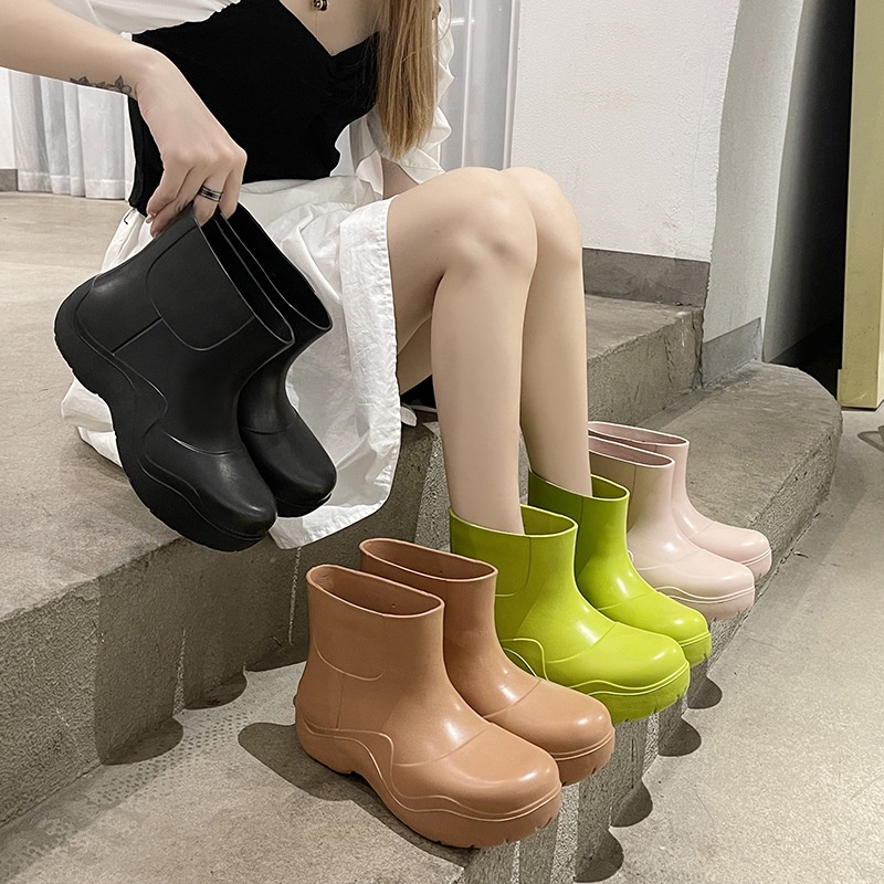 ภาพสินค้ารองเท้าบูทยาง กันน้ำ กันฝน แฟชั่นสำหรับผู้ชาย และผู้หญิง SD4618 จากร้าน kuike103.th บน Shopee ภาพที่ 3