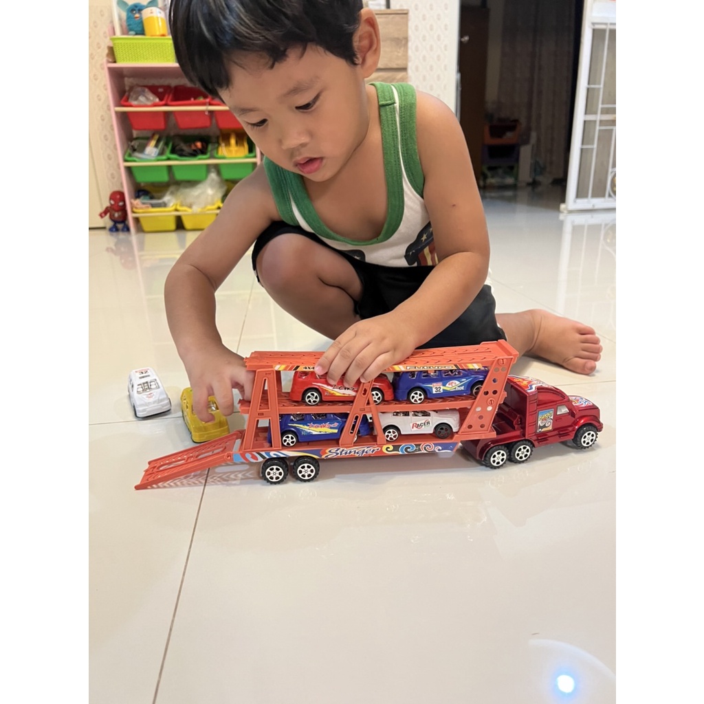 double-b-toys-รถฝาครอบ-รถบรรทุกรถ-รถขนรถ-รถของเล่น-รถเทรลเลอร์บรรทุกรถ-รถเทรลเลอร์ขนรถ-6-คัน-container-truck-888-3