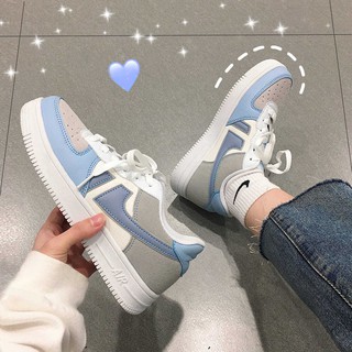 สินค้า 🔥Hot sale/ Haiyan รองเท้ากระดานสีน้ำเงินหญิง 2021 เกาหลีนักเรียนกีฬาและรองเท้าพักผ่อน