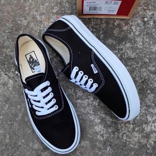 ภาพหน้าปกสินค้าVANS Authentic Black รุ่นคลาสสิค ขายดี (แถมกล่อง)✅ เก็บเงินปลายทางได้ ที่เกี่ยวข้อง