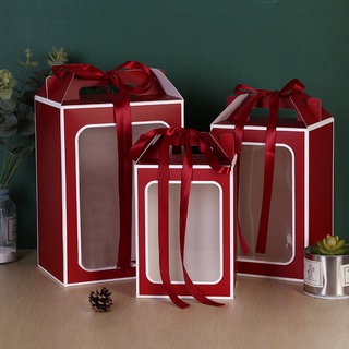 ภาพหน้าปกสินค้า(รหัส43)กล่องของขวัญ ทรงสูงแบบตั้ง หน้าใส (1 แพ็ค มี 5 ใบ) ที่เกี่ยวข้อง