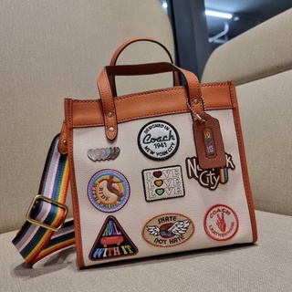 COACH CA138 FIELD TOTE 22 WITH PATCHES