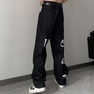 ภาพขนาดย่อของภาพหน้าปกสินค้ากางเกงยีนส์ผู้ชายแนว เทรนด์อเมริกันกางเกงขายาวพิมพ์สีดำ จากร้าน odurianav820 บน Shopee