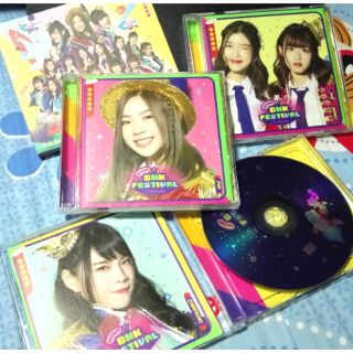 ภาพขนาดย่อของภาพหน้าปกสินค้าBNK48 Single 5 BNK Festival จากร้าน mprangz บน Shopee