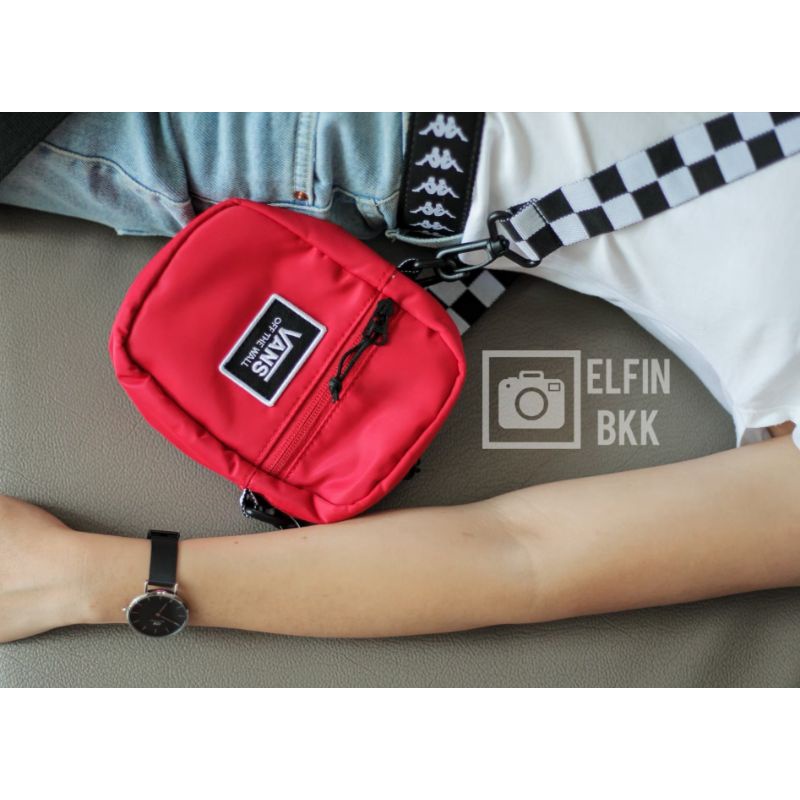 sale-lt-us-gt-vans-crossbody-bag-กระเป๋าสะพายข้าง-แวนส์-สีแดง