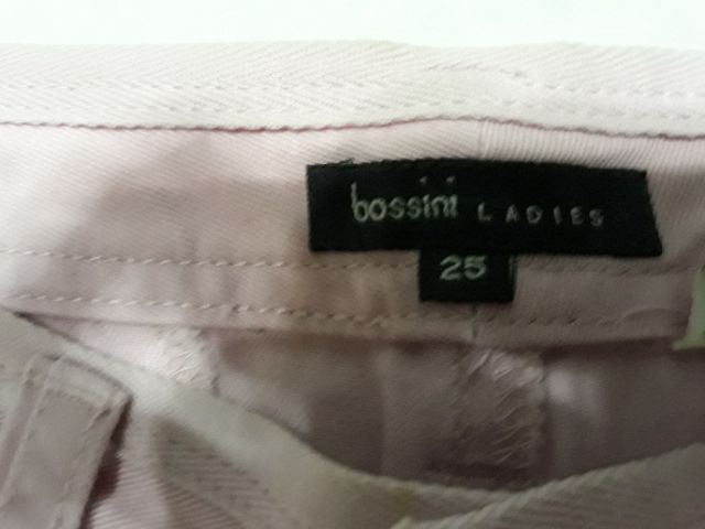กางเกงยีนส์สีชมพูพาสเทล-bossini-ladies