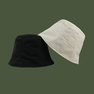 ภาพหน้าปกสินค้า⚡️พร้อมส่งทุกวัน⚡️ หมวกบัคเก็ต สีพื้น สไตล์เกาหลี Bucket hats หมวกผู้หญิง E31 l CC ที่เกี่ยวข้อง