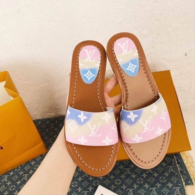 รองเท้าแตะ-louis-vuitton-lv-escale-lock-it-flat-mule