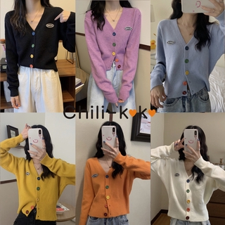 ภาพหน้าปกสินค้าChili_k❤️k❤️ K101 ^^พร้อมส่ง^^ เสื้อไหมพรม​คอวี cardigan  (SIMPISCHIC)  กระดุม​หลากสีถอดได้จริง เนื้อผ้านุ่ม ใส่สบาย ที่เกี่ยวข้อง