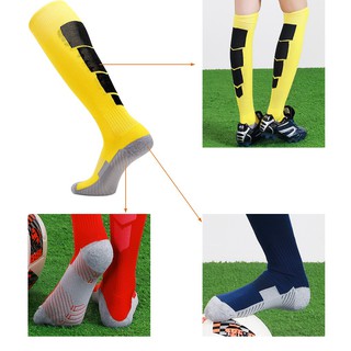ภาพขนาดย่อของภาพหน้าปกสินค้าถุงเท้าฟุตบอล ยาวใต้เข่า สำหรับผู้ชาย size 38-45 Men Football Sock simplekey_ จากร้าน simplekey_ บน Shopee ภาพที่ 3