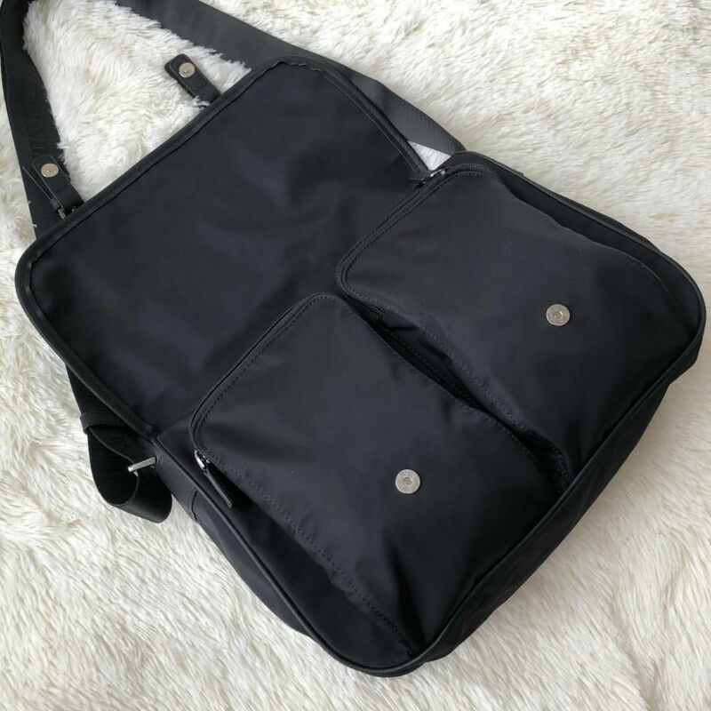 กระเป๋า-prada-cross-body-bag