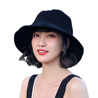 ภาพขนาดย่อของภาพหน้าปกสินค้าเน็ตไอดอล หมวกบักเก็ตแก็ตผู้หญิง หมวกผ้าสีดำ สไลด์เกาหลี สาวแท่ กันแดดกันยูวี รุ่นA014 สีดำ จากร้าน chenqiaojia บน Shopee ภาพที่ 3