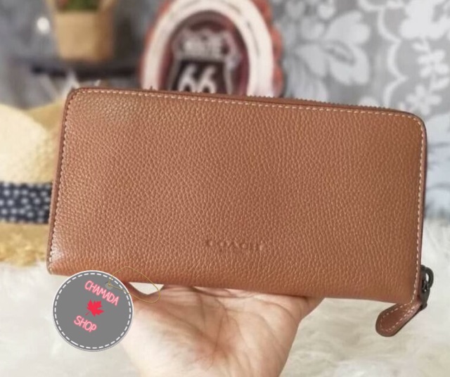 coach-pebble-leather-accordion-zip-wallet