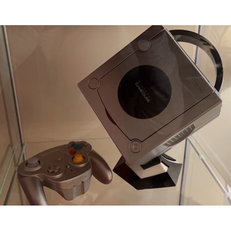 gamecube-ขาตั้งเข้ามุมคอนโซล