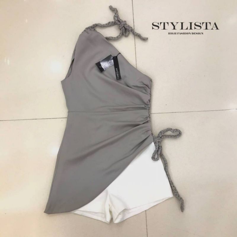 stylista-set-3-ชิ้นเสื้อปาดไหล่-เชือกผ้าคล้องคอ-กางเกงขาสั้น-เสื้อมีซิบซ่อนด้านข้าง-แต่งเชือกผ้ามัดผูก-ด้านข้าง