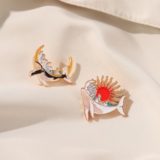 ภาพหน้าปกสินค้า2 Styles Whale Lapel Brooch Enamel Pin Moon Sun Backpack Badge Fashion Accessories Design Sense Collection Gift ที่เกี่ยวข้อง