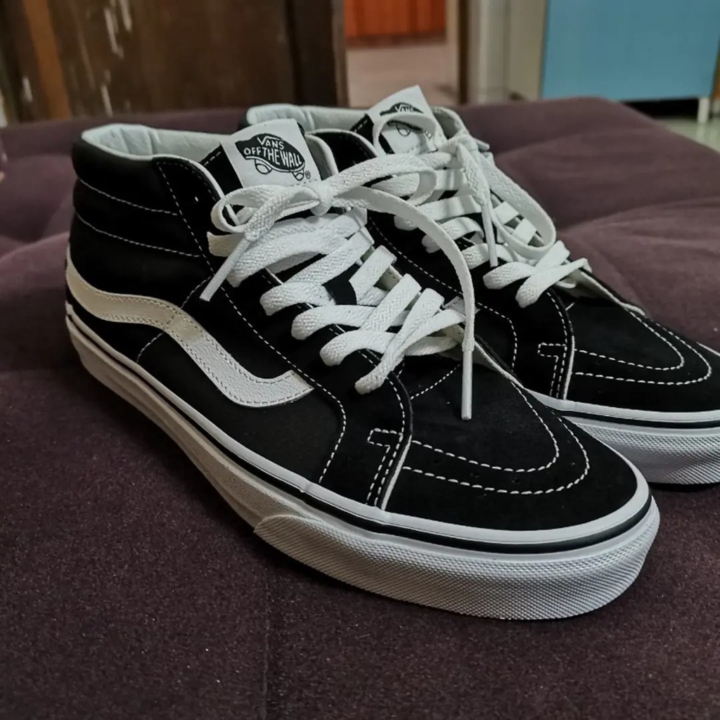 vans-sk8-hi-mid-รองเท้าผ้าใบลําลอง-ลายโลโก้-สีดําและสีขาว-สําหรับผู้ชาย-และผู้หญิง-1724