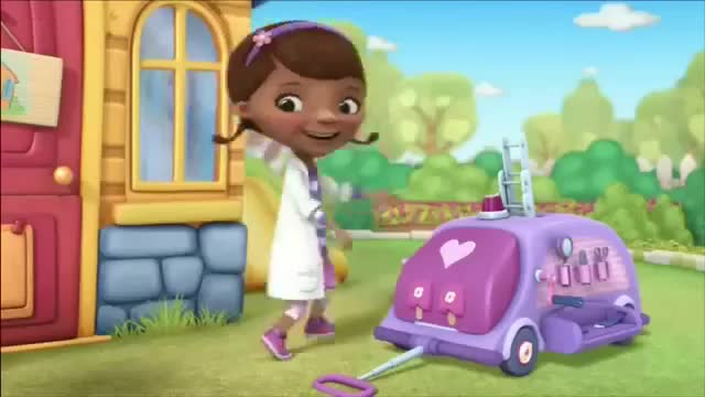 กระเป๋าแพทย์เคลื่อนที่-doc-mcstuffins-get-better-talking-mobile-ของ-disney-junior-ราคา-3-290-บาท