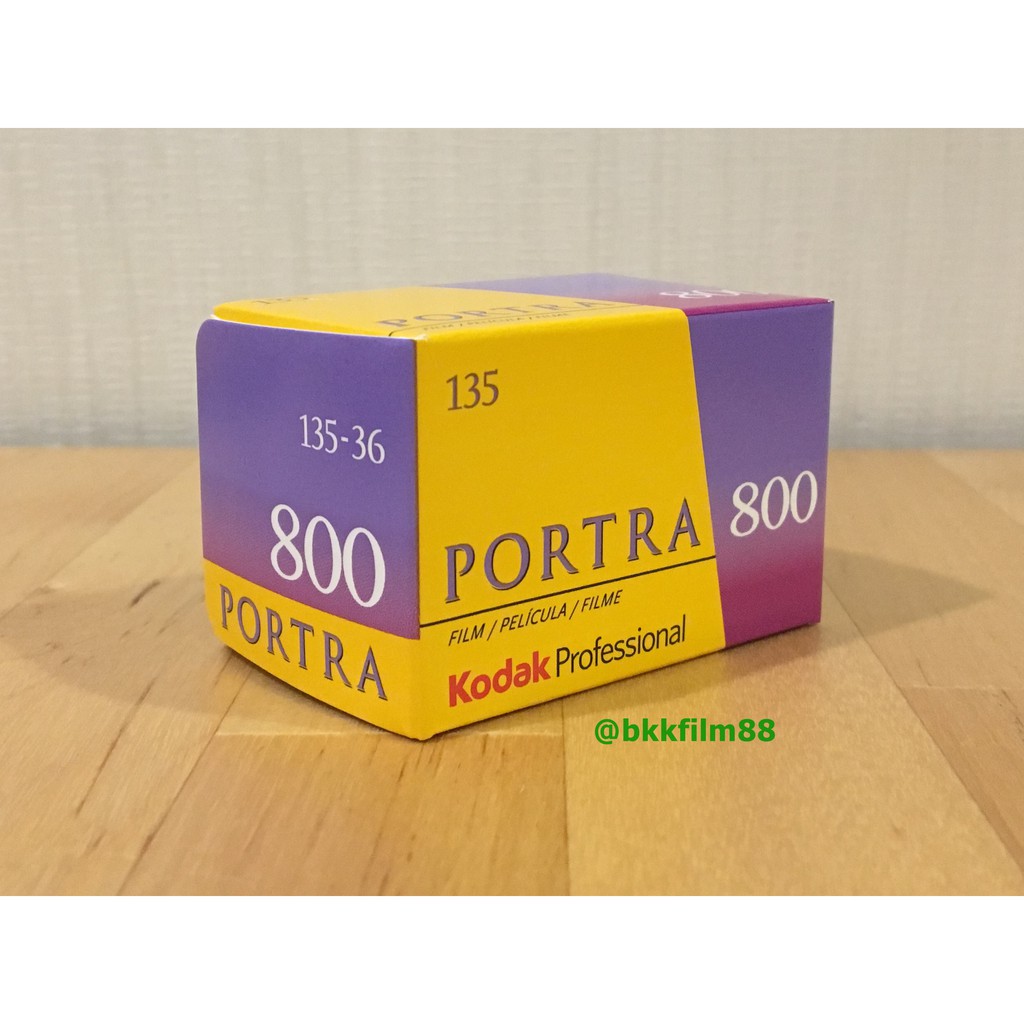 ภาพหน้าปกสินค้าฟิล์มสี Kodak Portra 800 Professional Color Film 35mm 36exp ฟิล์มถ่ายรูป 35มม. ฟิล์ม 135 จากร้าน blkfilm บน Shopee