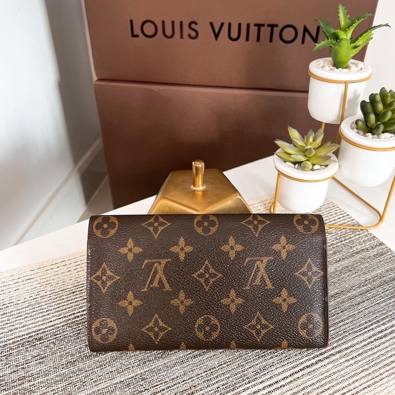 lv-ซาราห์2การ์ด-มือสองของแท้-ค่ะ-รบกวนทั่กแชทก่อนสั่งค่ะ