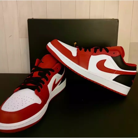 nike-air-jordan-1-low-bulls-red-and-white-ของแท้100