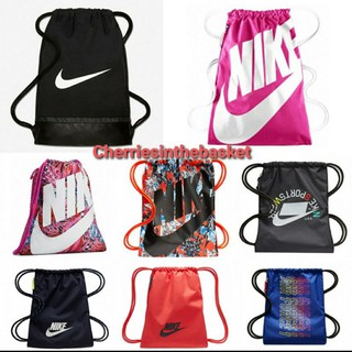 [ลิขสิทธิ์แท้] NIKE Sack กระเป๋า เป้ ถุงผ้า หูรูด กระเป๋าผ้า กระเป๋าสะพาย กระเป๋าเดินทาง