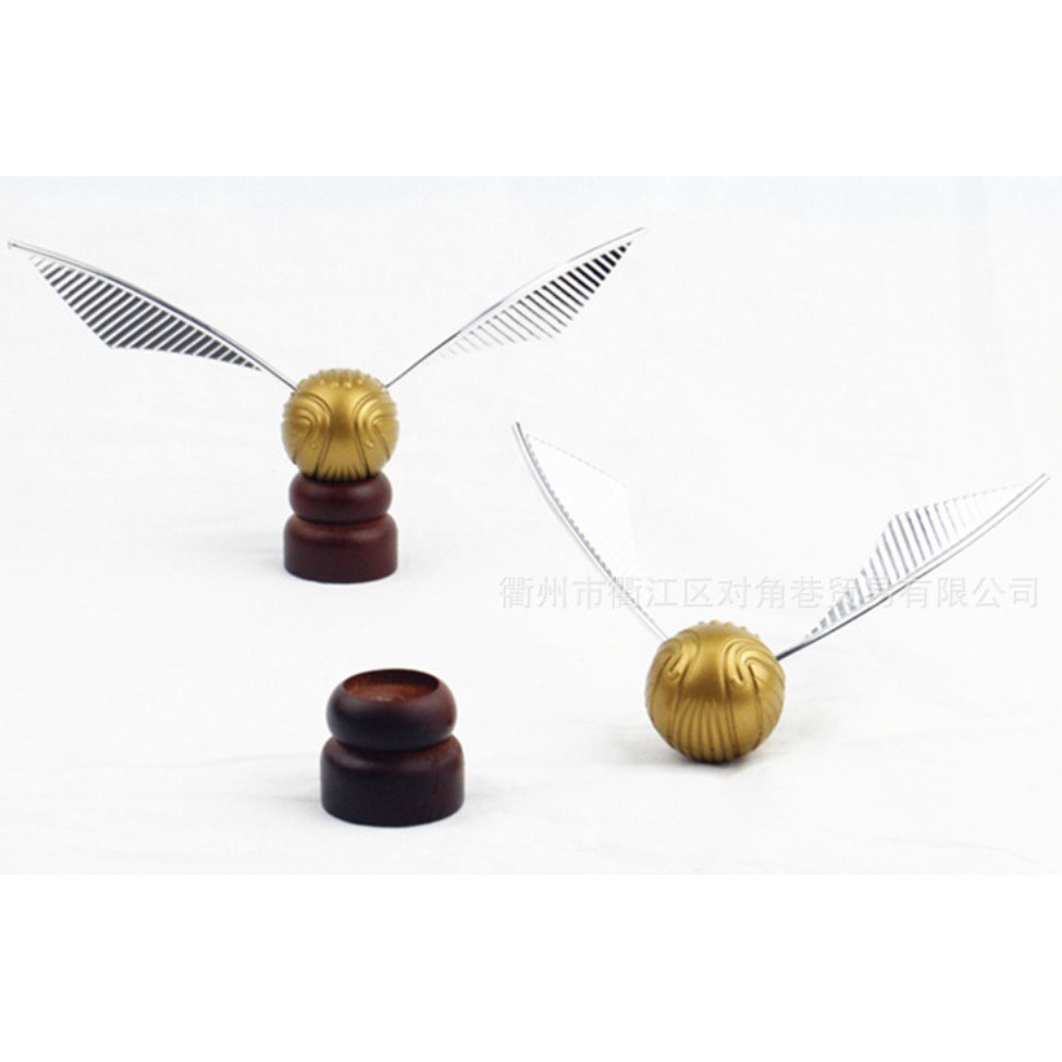 พร้อมส่ง-ลูกโกลเด้นสนิช-golden-snitch-harry-potter