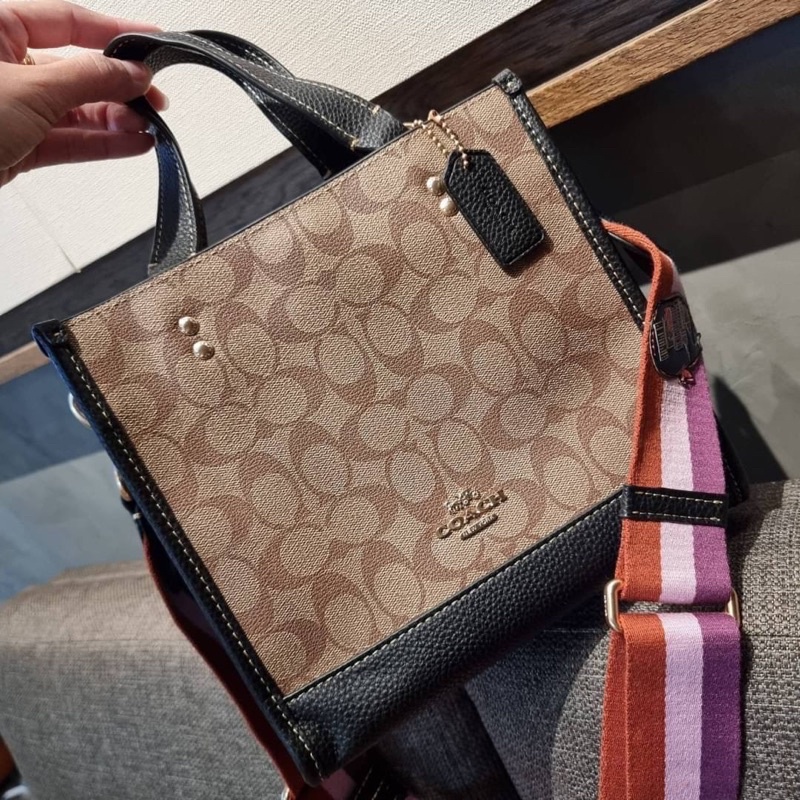 coach-c6918-dempsey-tote-22