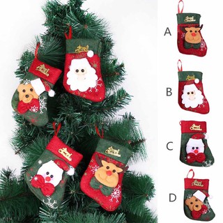 ภาพหน้าปกสินค้าถุงเท้าซานต้าปักเลื่อม/ตุ๊กตาประดับต้นคริสต์มาส ที่เกี่ยวข้อง