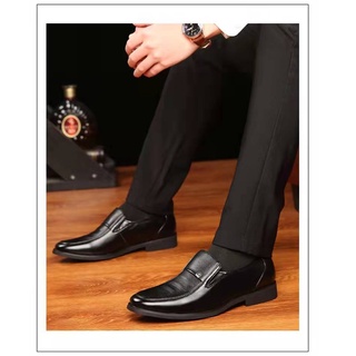 ภาพขนาดย่อของภาพหน้าปกสินค้ามาใหม่ ยอดฮิต รองเท้าหนังผู้ชายรองเท้าหนังชาย รองเท้าทำงานชาย พร้อมส่ง GM055 จากร้าน xuhui_shop บน Shopee ภาพที่ 4