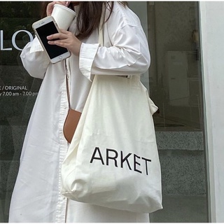 ภาพหน้าปกสินค้าพรีออเดอร์ กระเป๋าผ้า ARKET Canvas tote มินิมอลน่ารักมากกกกก ซึ่งคุณอาจชอบสินค้านี้