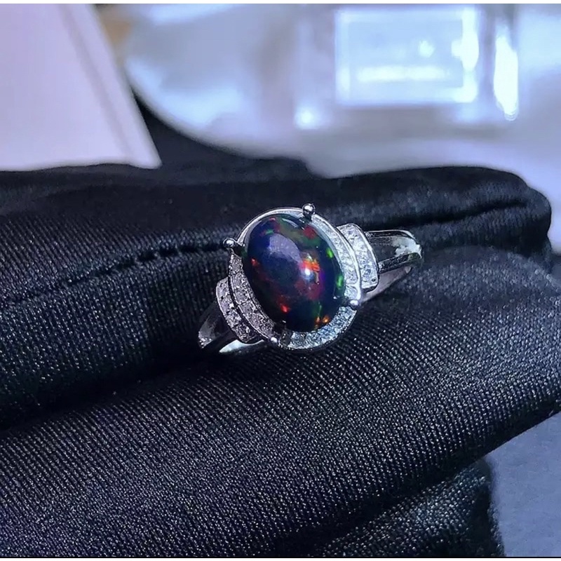 แหวนโอปอลแท้ธรรมชาติสีมัลติ-7x9-มม-ประดับcz-วัสดุ-ตัวเรือนเงินแท้925-ชุบแพทตินัมทองคำขาวหรูหรา-ปรับขนาดแหวนได้