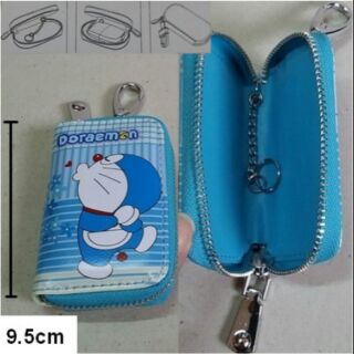 กระเป๋าเก็บกุญแจ รีโมท (หนัง) ลาย โดราเอม่อน Doraemon ขนาด 6x9.5 ซม.
